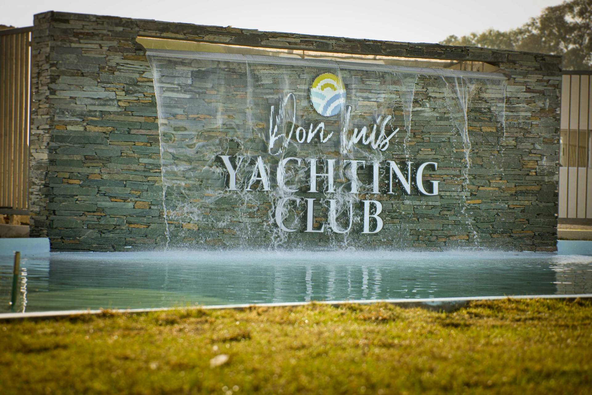 yachting club don luis general rodriguez
